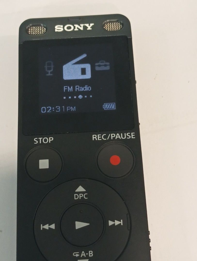 Sony Digital Voice Recorder with Case63147663300225113