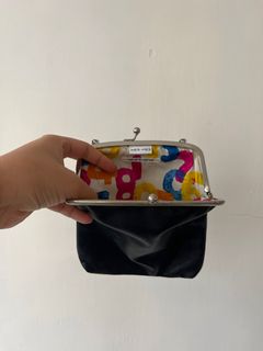 （分類：）位於 。 由 uiuiuil 提交（商品編號 1382684243，圖片 1）。簡介： 。
