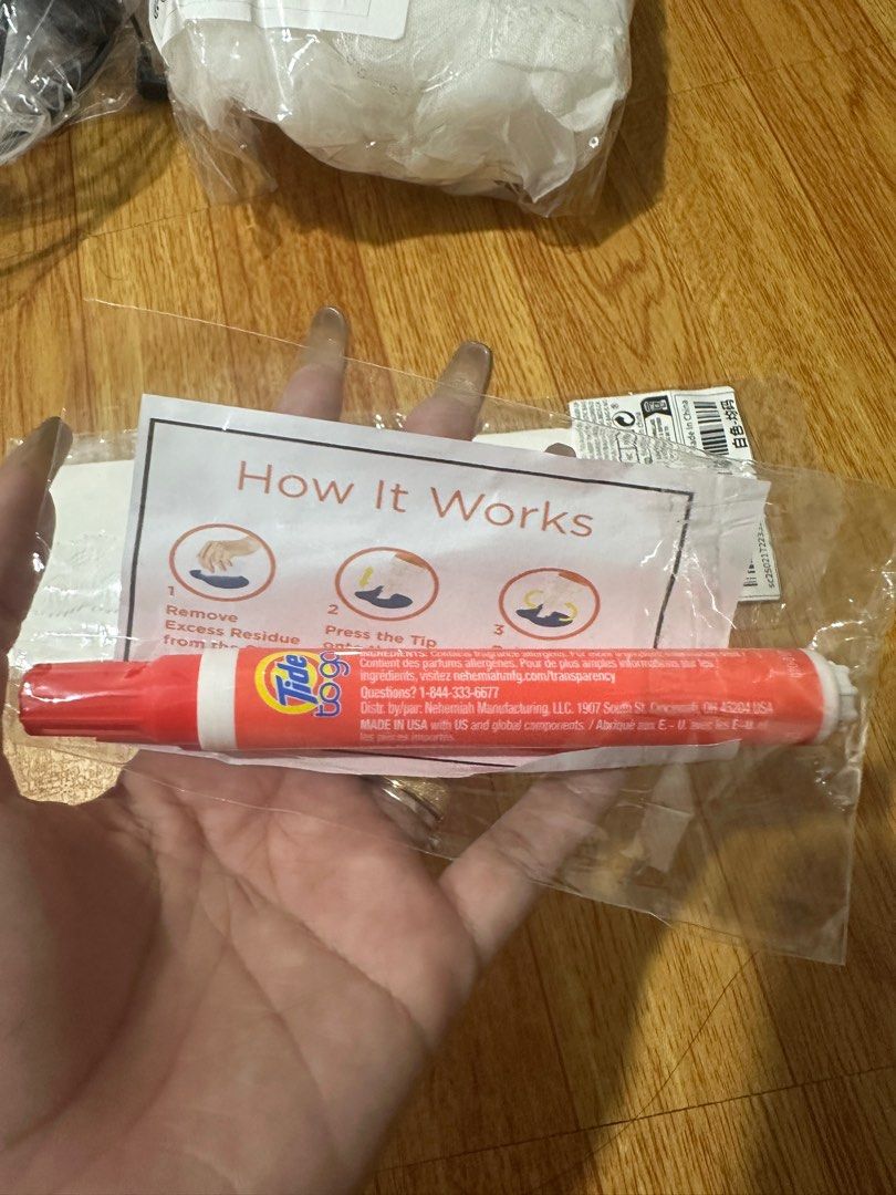 TIDE TO GO PEN STAIN REMOVER (Category: Cleaning Tools & Supplies) located in Manila. Submitted by sincerelyashley (Listing ID 1382662888, Image 2). Description: TIDE TO GO PEN STAIN REMOVER FOR CLOTHES INSTANT SPOT REMOVER TRAVEL AND POCKET SIZ Bought this for our wedding and thankful hindi nagamit 😊 Location: Manila.