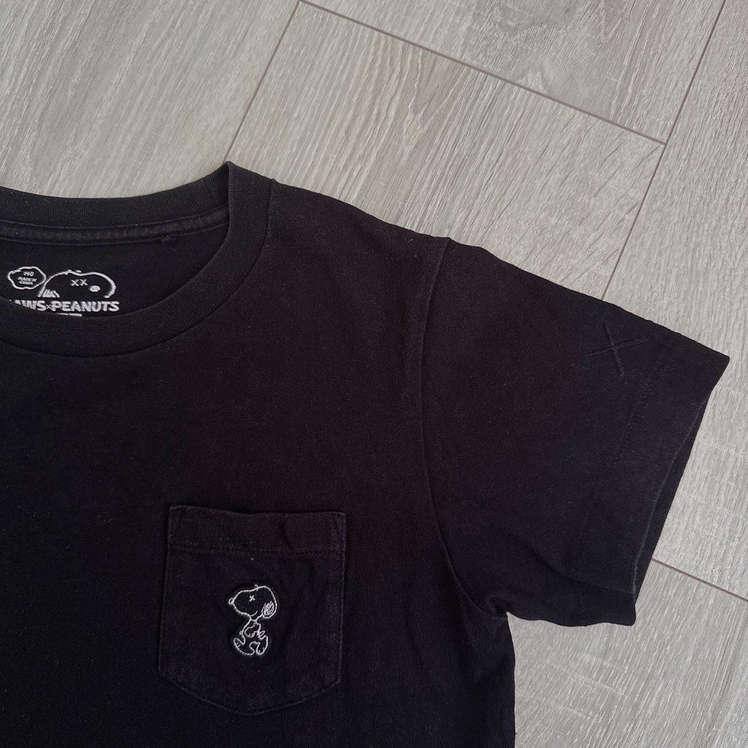 由 gracetwo (刊登 ID 1382523116，圖片 2) 提交，位於 台中市 (Taichung) 的 （二手良品）Uniqlo史努比兒童上衣（140cm） (類別：嬰兒及兒童流行時尚)，說明：（二手良品）Uniqlo史努比兒童上衣。 尺寸：（140cm）。
