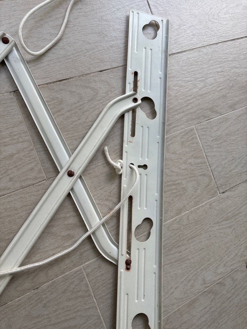 Wall-Mounted Adjustable Clothes Drying Rack64885406807553113