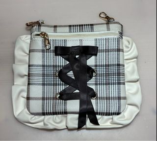 （分類：）位於 。 由 s.ana_42195 提交（商品編號 1382612417，圖片 1）。簡介： 。