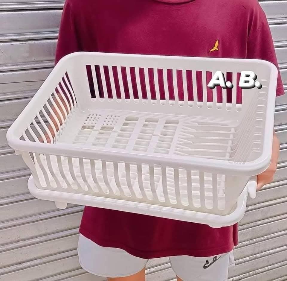 White Dish Drainer Big Size (Category: Food Organization & Storage) located in Manila. Submitted by onlineshoppersph (Listing ID 1382602983, Image 1). Description: Cash On Deliver - Metro Manila - Delivery Fee/Handling Fee shouldered by BUYERS - DF/HF depends on BUYERS Location LALAMOVE PICK UP - Cash on Deliver - Metro Manila & Nearby DELIVER THRU COURIER, CARGO & BUS - Provincial Buyers - Payment 1st Thank You.