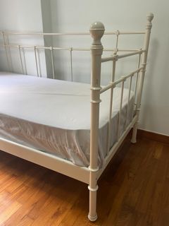 (Category: ) located in . Submitted by dongjolee (Listing ID 1382507327, Image 1). Description: .