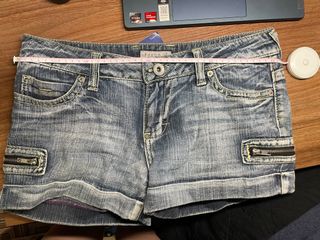 （分類：）位於 。 由 vtqint 提交（商品編號 1382573034，圖片 1）。簡介： 。
