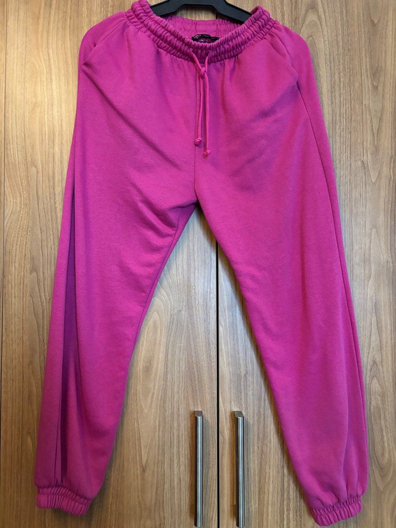 Zara sweatpants in hotpink (small) (Category: Other Bottoms) located in Quezon City. Submitted by mc3nidad (Listing ID 1382550493, Image 1). Description: .