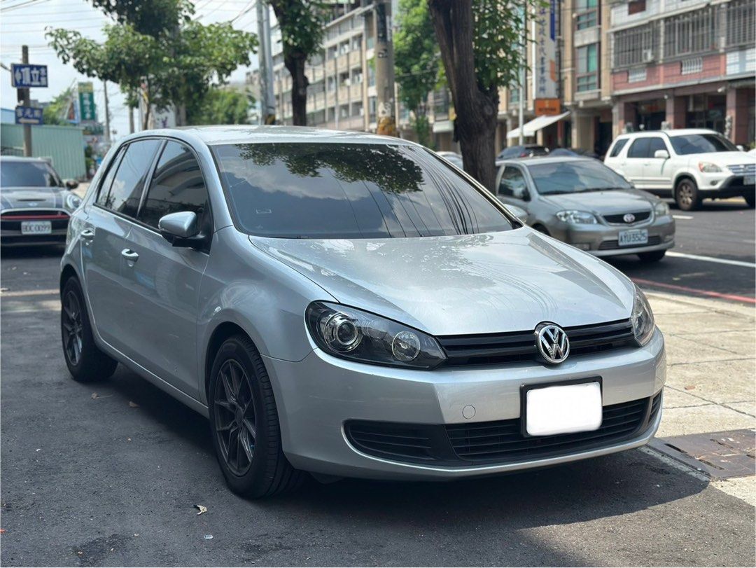 由 mm272819 (刊登 ID 1382797215，圖片 2) 提交，位於 台中市 (Taichung) 的 2010 1.6柴油 跑17萬 售98000 台中大里看車 自售 (類別：汽車出售)，說明：2010 1.6柴油 跑17萬 售98000 台中大里看車 。