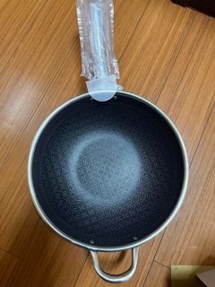由 timlee0798 (刊登 ID 1382845228，圖片 1) 提交，位於 的 (類別：)，說明：。