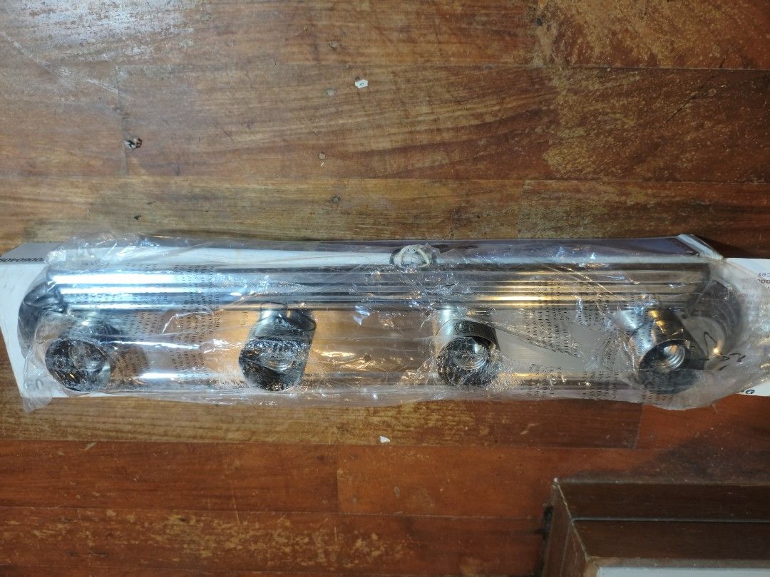 4 light vanity bar (Category: Lighting) located in Manila. Submitted by joe.kelly (Listing ID 1382818977, Image 1). Description: Portfolio 4 light vanity bar brushed nickel finish Size : 24 in x 4.72 in x 2.2 inch 60 watts bulb max Meet up: Mc Donald's tbe evergotesco commonwealth in front of shell gas station..