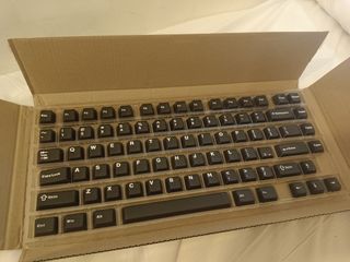 由 990522larr93263 (刊登 ID 1382847308，圖片 1) 提交，位於 的 (類別：)，說明：。