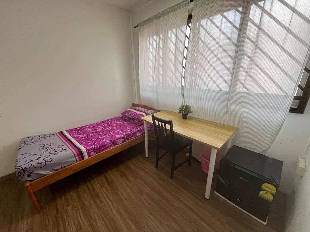 929 Jurong West Street 92 Nanyang Emerald632277565565461114