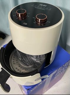 （分類：）位於 。 由 bettyelaineyeung 提交（商品編號 1382853683，圖片 1）。簡介： 。