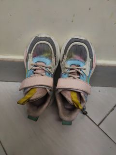 （分類：）位於 。 由 samlin331 提交（商品編號 1382821441，圖片 1）。簡介： 。