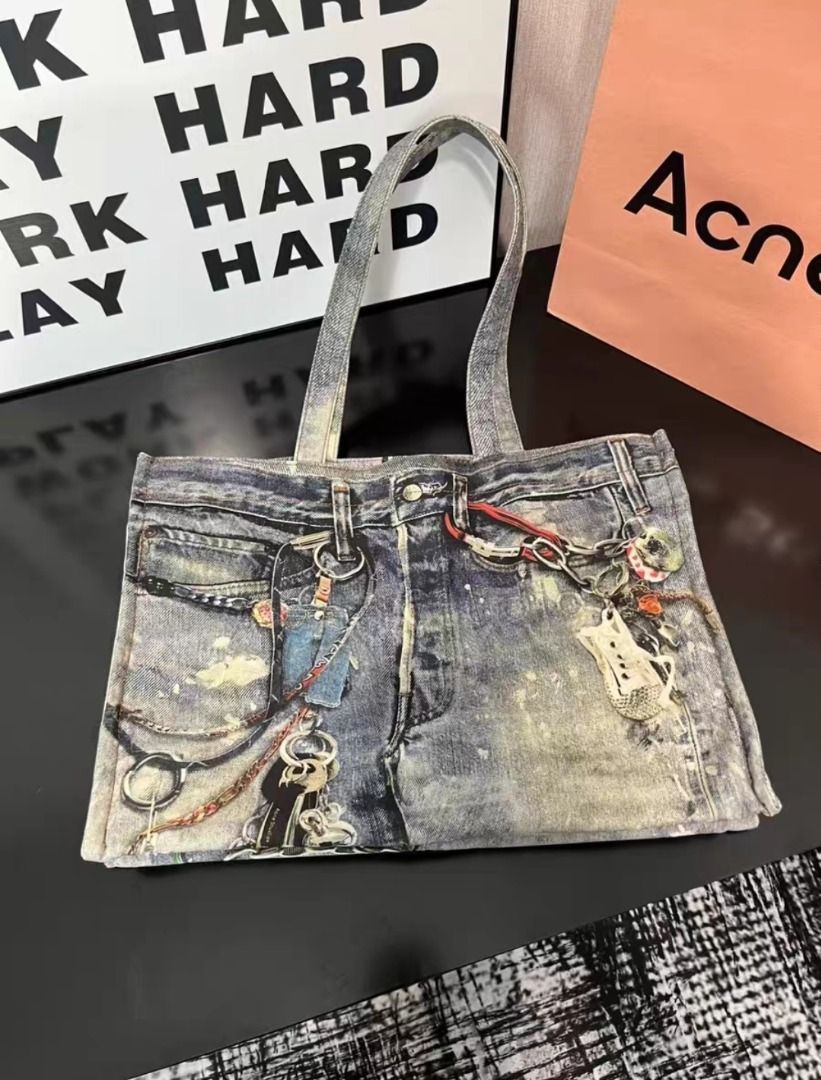 Acne Studios Trompe L'oeil Canvas Tote Bag (Category: Luxury Bags & Wallets) located in Manila. Submitted by closett_plug (Listing ID 1382786038, Image 3). Description: Message me if you are interested!! - Pre-order 7-10 Days ETA ( consolidated box) - 50% deposit required - I get these from overseas, strictly no cancellation, return & refund - Refrain from chatting if you have doubts, let's not waste each other's time - Joy mine / offers will be 