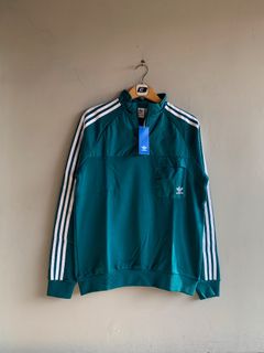 (Kategori: ) berada di . Dikirim oleh eighteenthirty.kicks (ID iklan 1382786040, Gambar 1). Deskripsi: .