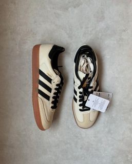 (Kategori: ) berada di . Dikirim oleh preloved.bagsl (ID iklan 1382844984, Gambar 1). Deskripsi: .