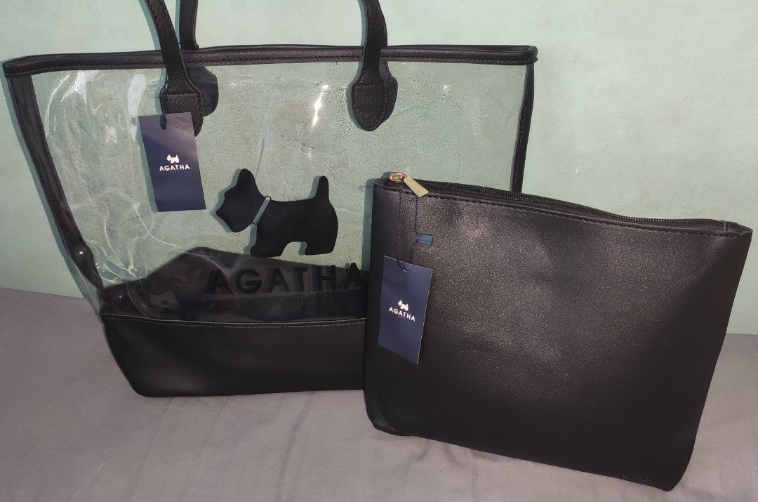 AGATHA 2 IN 1 BAG (Category: Luxury Bags & Wallets) located in Rizal. Submitted by baltiq (Listing ID 1382795357, Image 2). Description: AGATHA Korean Brand BNWT ✔️thick PVC material ✔️thick faux black leather ✔️elegant look, malapad, very spacious 📌b'new inilabas lang s plastic for picture purpose 📌pasalubong from Korea 💰MOP: GCash.