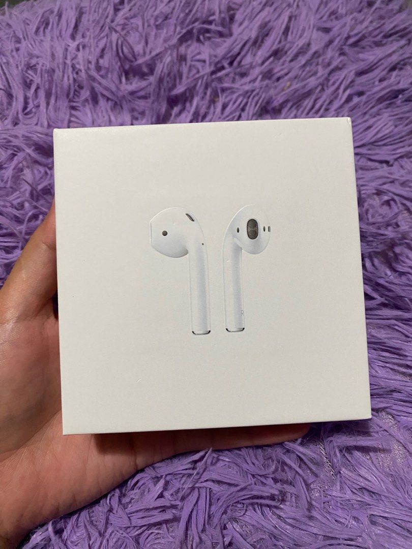 Airpods GEN 2 BNEW (Category: Earphones) located in Manila. Submitted by mh.gadgetsaccessories (Listing ID 1382738664, Image 3). Description: airpods gen 2 premium 100% bnew sealed.