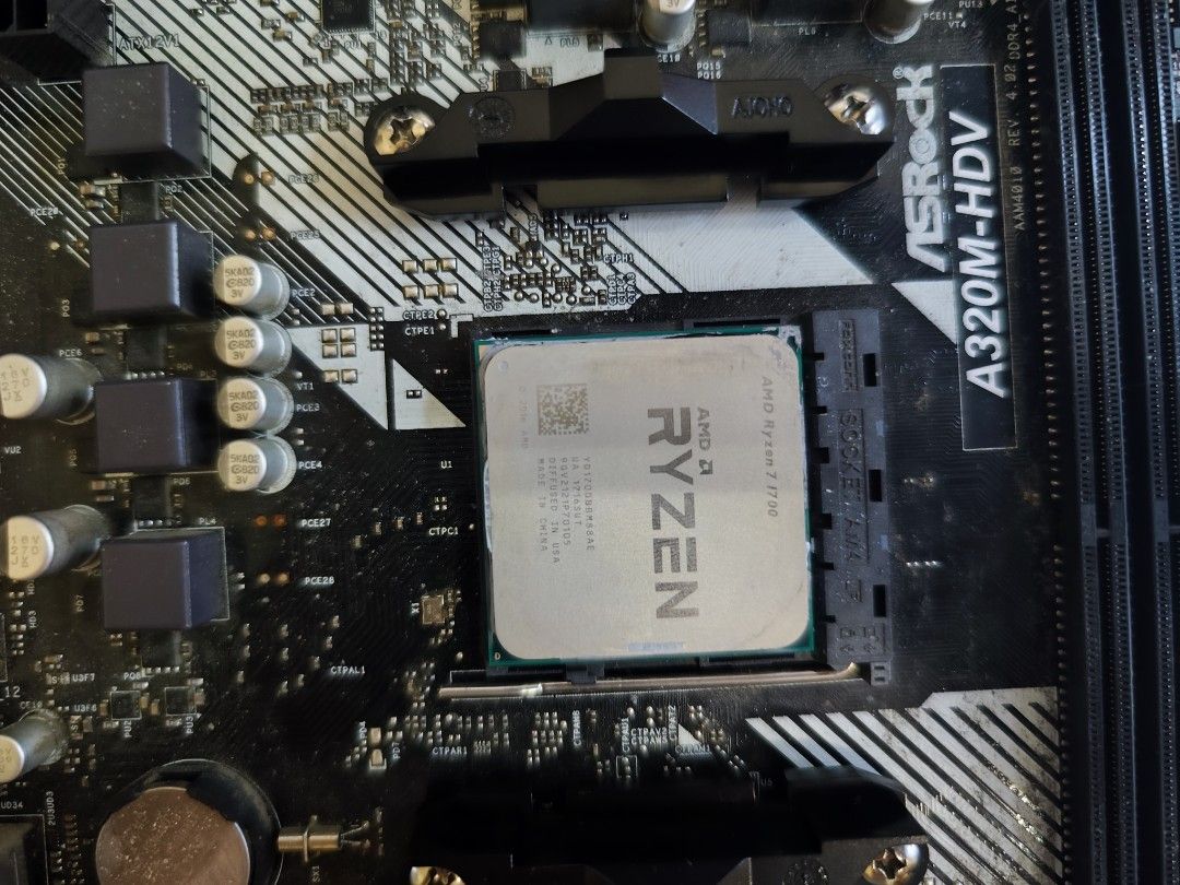 Am4 Ryzen 1700 A320m Ryzen 1700 A320m Gigabyte GA-A320M-H AMD