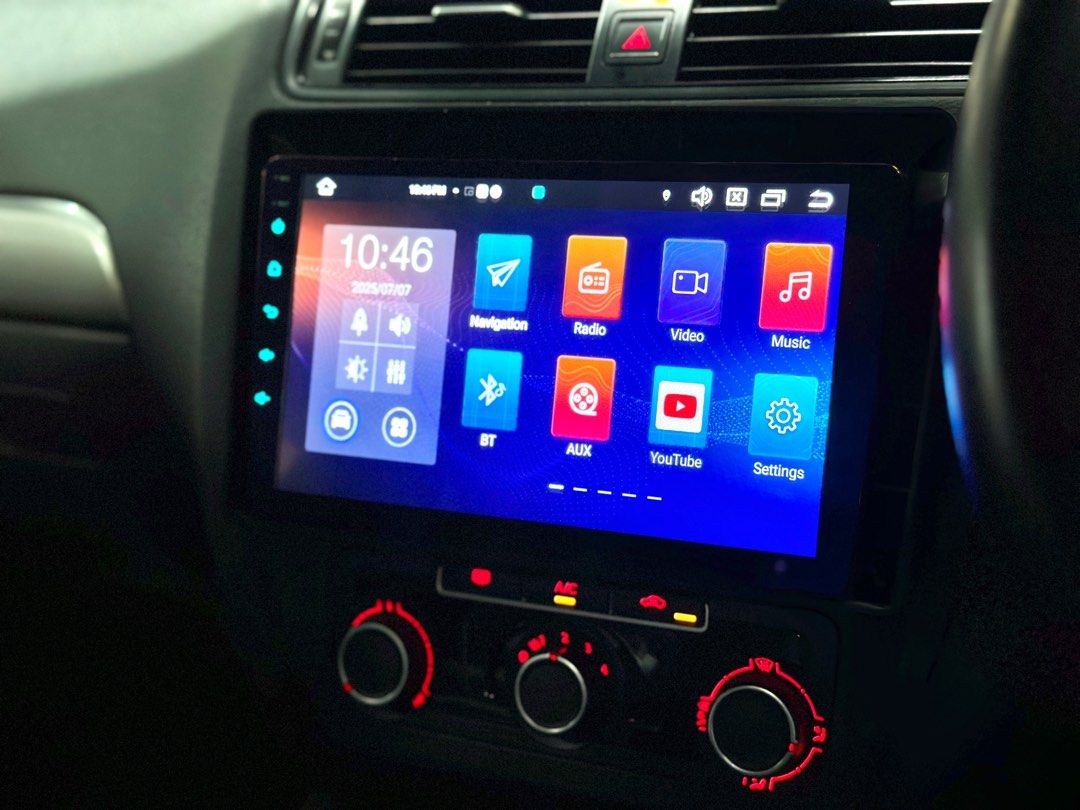 ANDROID PLAYER (Category: Navigation & Displays) located in Singapore. Submitted by carbon.concept (Listing ID 1382867734, Image 1). Description: ANDROID PLAYER .
