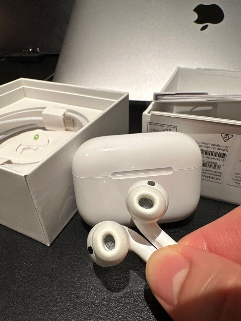 Apple AirPods Pro (2nd Generation)