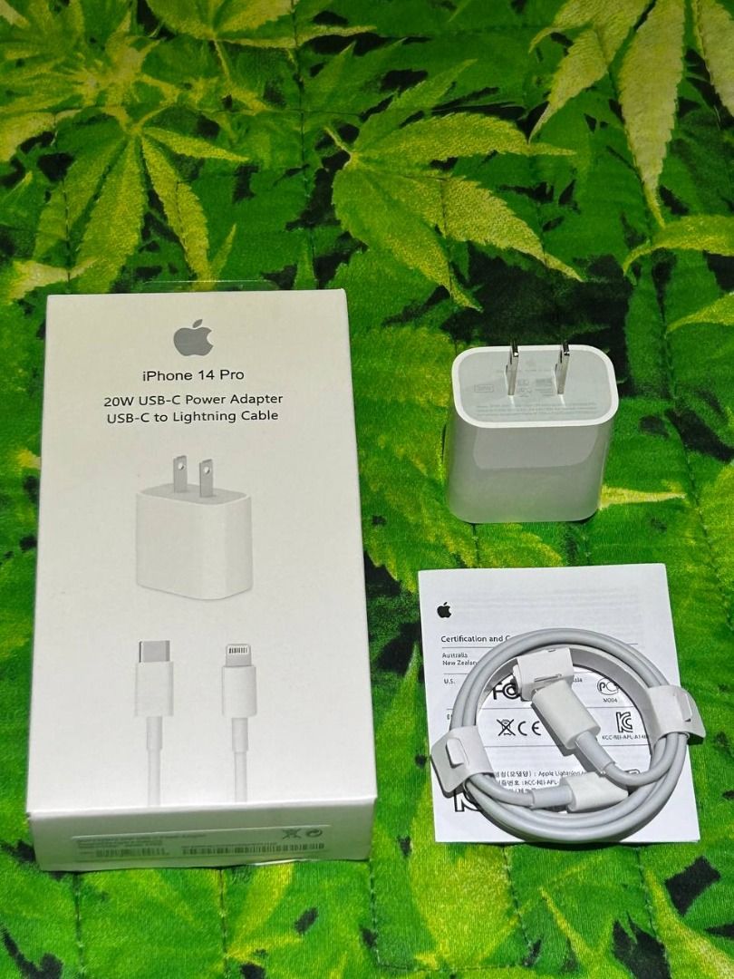 Apple Original iPhone Charger Set USB-C to Lightning (Category: Chargers & Cables) located in Cavite. Submitted by jahmyk888 (Listing ID 1382834221, Image 1). Description: Authentic Apple Lightning Fast Charging Set Germany Variant (ZM/A) — 100% Original Included: 20W USB-C Power Adapter USB-C to Lightning Cable Comes with original box and manuals Location: Bacoor, Cavite Delivery Options: Cash on Delivery / Same-Day Delivery (via Personal Rider 