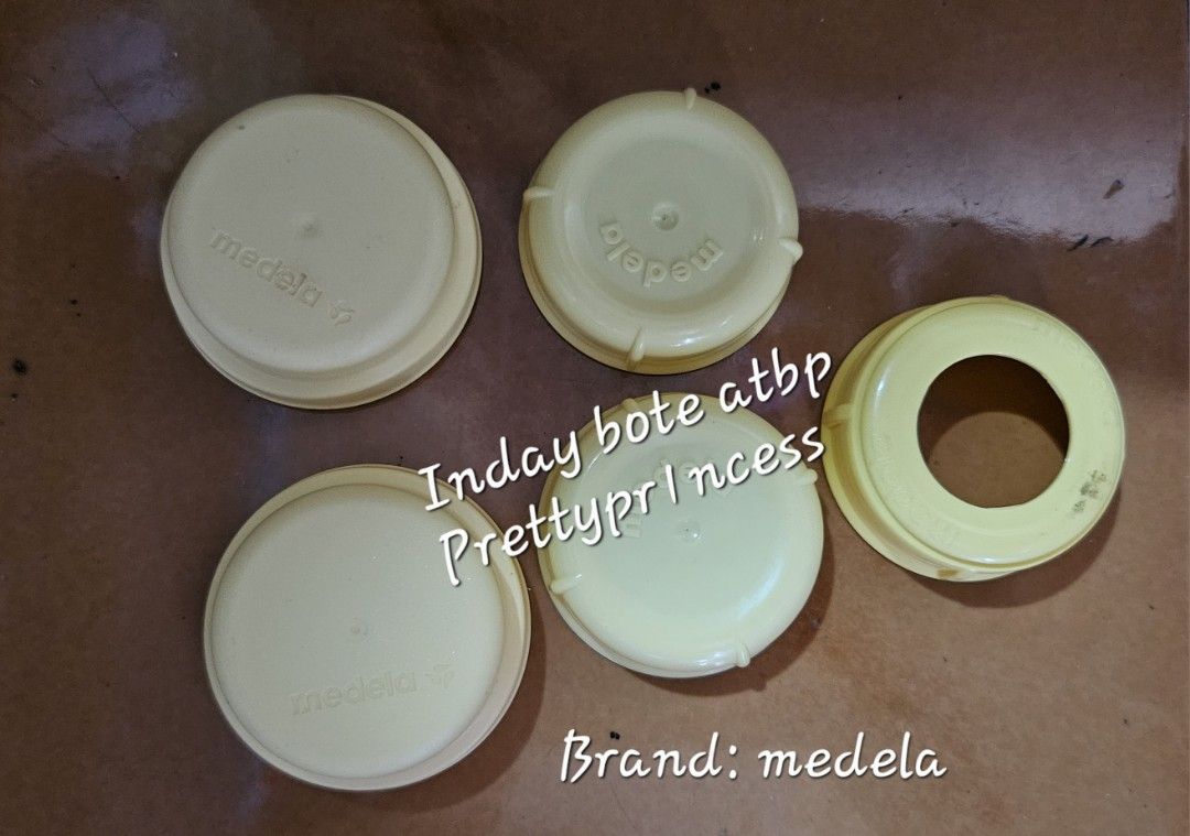 Assorted accessories for baby needs container bottle caps tumbler (Category: Other Babies Going Out Needs) located in Pasig City. Submitted by prettypr1ncess (Listing ID 1382752573, Image 2). Description: Php30 per pic/set Rfs funds Pickup at pasig manggahan.