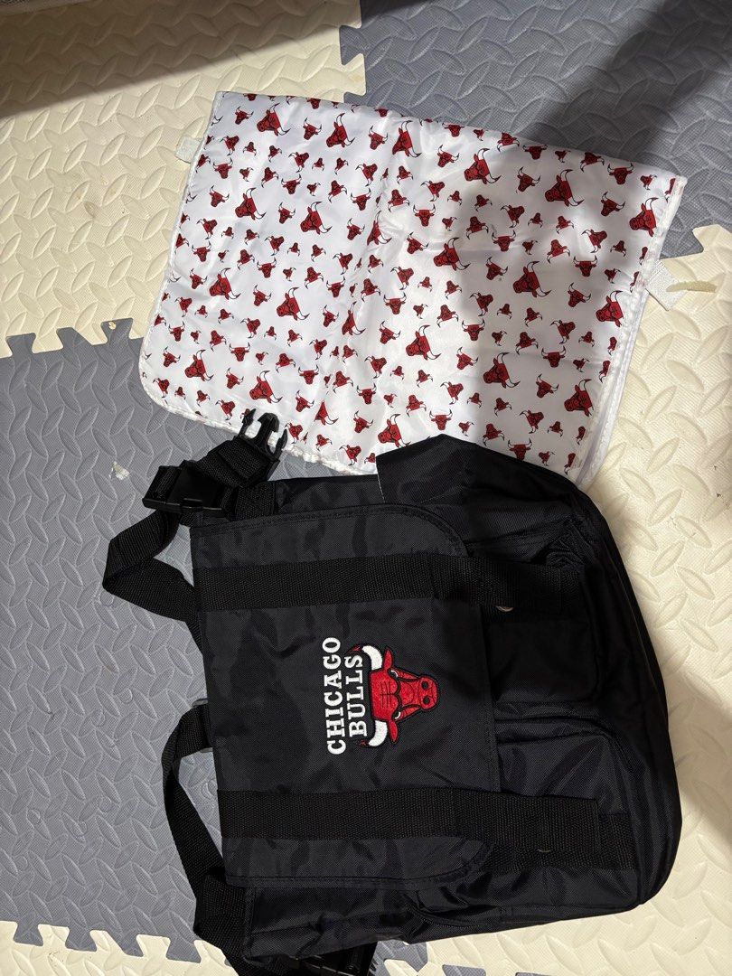 Baby Bag (Category: Diaper Bags & Wetbags) located in Manila. Submitted by purple.rish (Listing ID 1382727790, Image 1). Description: .