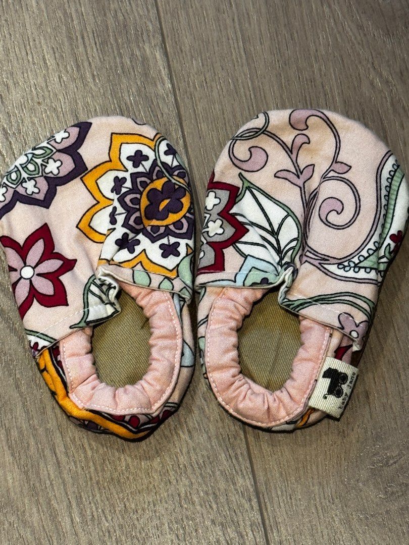 Baby jane booties (Category: Babies & Kids Fashion) located in Quezon City. Submitted by aimee0913 (Listing ID 1382704085, Image 1). Description: .