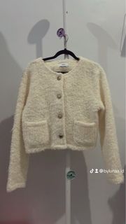 (Kategori: ) berada di . Dikirim oleh bylunaa.id (ID iklan 1382697639, Gambar 1). Deskripsi: .