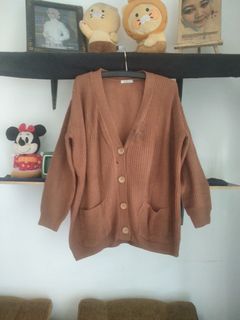 (Kategori: ) berada di . Dikirim oleh by.imma.thriftnprelove (ID iklan 1382779184, Gambar 1). Deskripsi: .