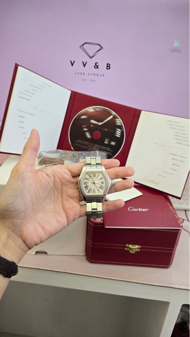 Cartier Roadster Large 40mm (Category: Luxury Watches) located in Manila. Submitted by wendylabios (Listing ID 1382722078, Image 3). Description: Slightly negotiable Selling our preowned well-loved watch. This model is hard to find na. Already phased out. C.artier Roadster Large 40mm ♡ Box ♡ Cards ♡ Extra links Unpolished • 9.5/10 condition 📍Cabanatuan City, Nueva Ecija.