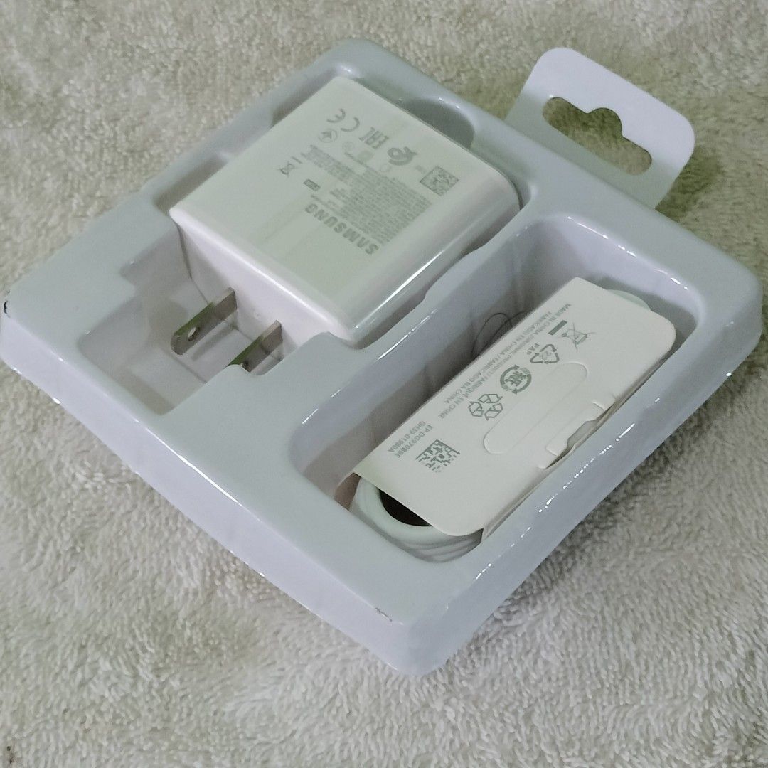 CELLPHONE CHARGERS (Category: Chargers & Cables) located in Paranaque City. Submitted by powerzone0517 (Listing ID 1382717957, Image 2). Description: .