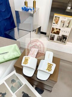 (Category: ) located in . Submitted by shoes.locker (Listing ID 1372550849, Image 1). Description: .