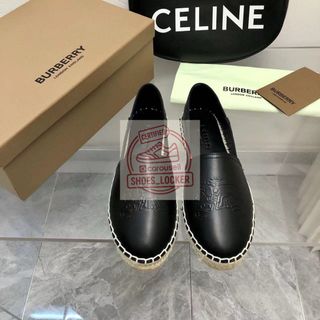 (Category: ) located in . Submitted by shoes.locker (Listing ID 1372528024, Image 1). Description: .