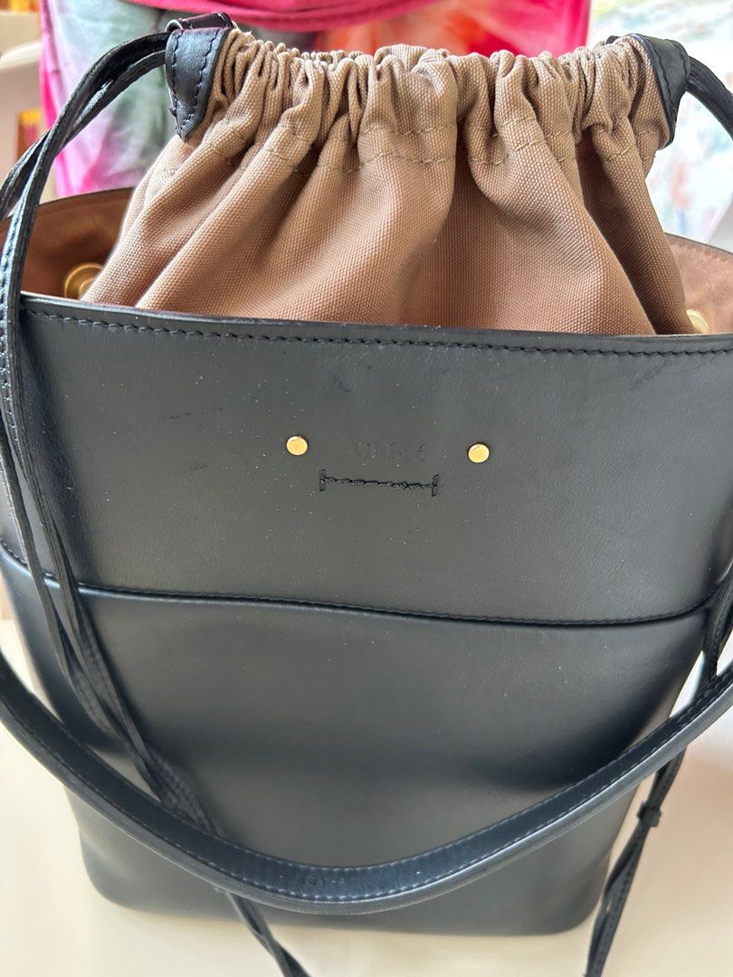 Chloe roy bucket bag (Category: Luxury Bags & Wallets) located in Las Pinas. Submitted by emwcuabc (Listing ID 1382731646, Image 1). Description: Like new Dust bag and bag and bag strap only No stain no damage Ndi na nagagamit.