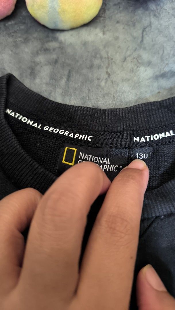 CN Natgeo (Kategori: 4 hingga 7 tahun) berada di Balikpapan. Dikirim oleh arsha_ar (ID iklan 1382739256, Gambar 3). Deskripsi: Kondisi Mulus seperti baru, hitam masih pekat, sablon mulus gak ada crack, rib pengan masih kencang, tag lengkap.