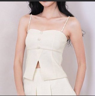 (Category: ) located in . Submitted by KYcollections (Listing ID 1382750617, Image 1). Description: .