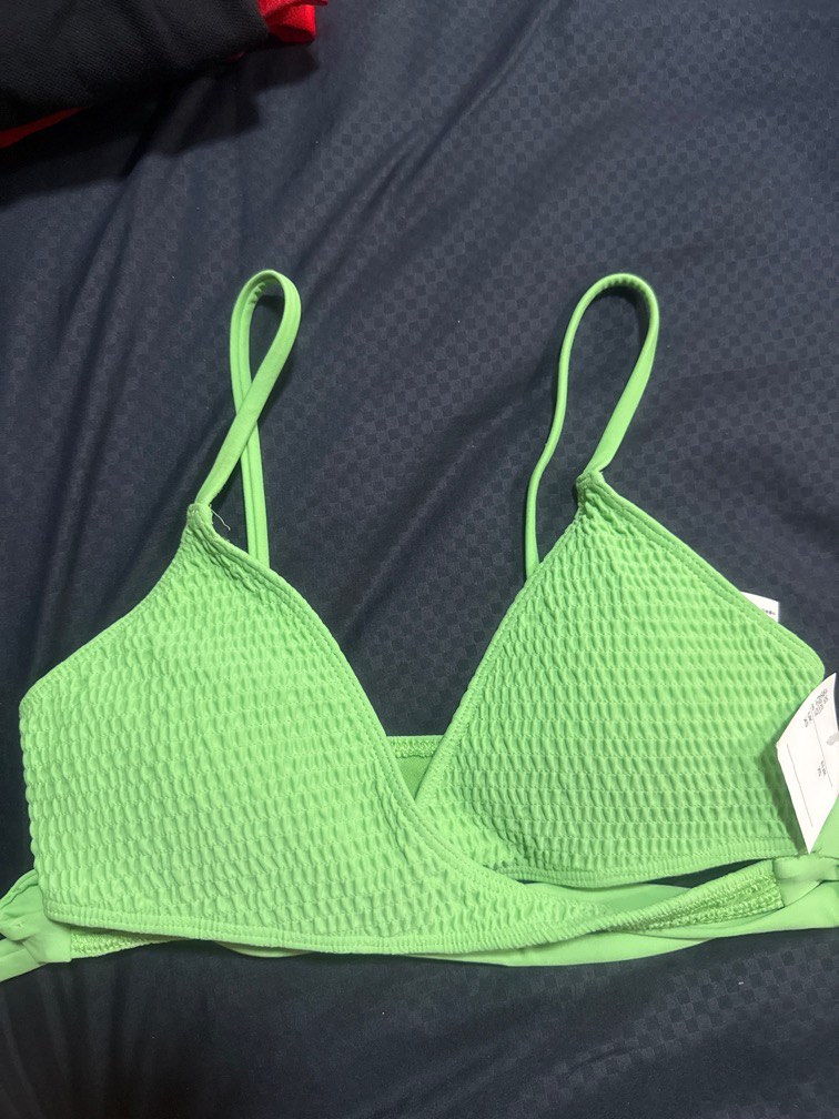 (Category: ) located in . Submitted by supermumofthree (Listing ID 1382818903, Image 1). Description: .