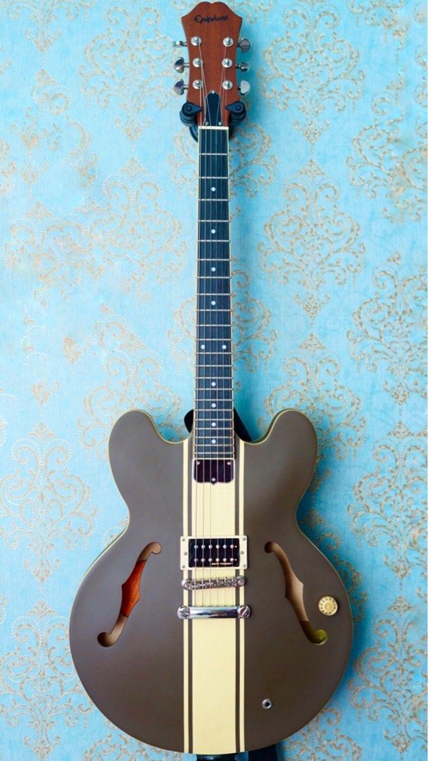 ギター Epiphone Tom DeLonge ES-333 Blink182 08S ギター Epiphone Tom DeLonge ES-333 Blink182 08S Open Box