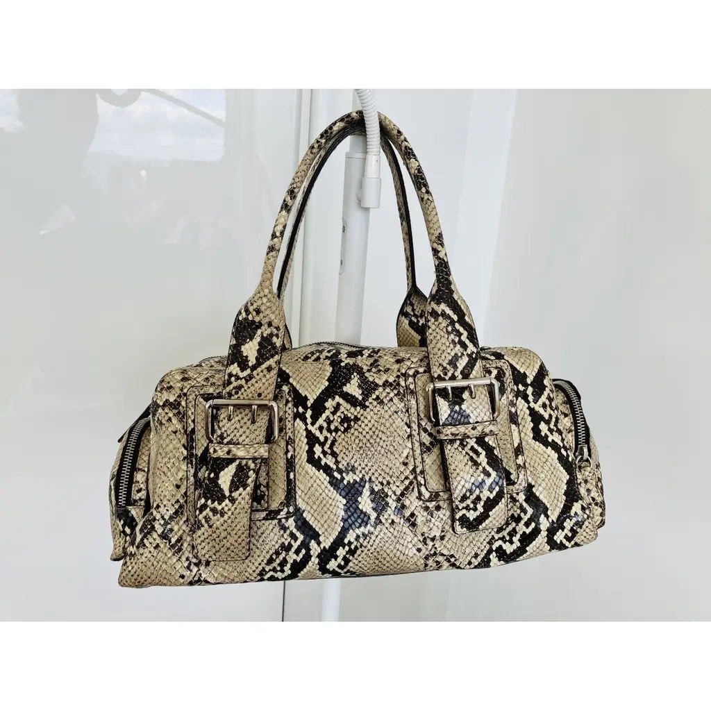 Furla Shoulder Bag (Category: Luxury Bags & Wallets) located in Caloocan City. Submitted by lynchua4 (Listing ID 1382755124, Image 1). Description: Width:14.2 in Height:6.3 in Depth:7.1 in Same-day delivery within Metro Manila Gcash/Unionbank/Maya Python design Shoulder bag Satchel.