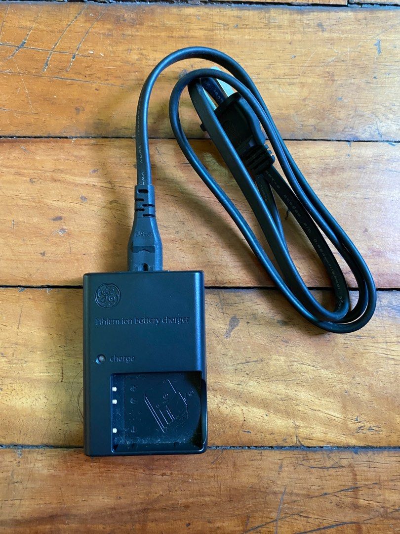 GE digital camera charger (Category: Batteries & Chargers) located in Marikina City. Submitted by janellyma (Listing ID 1382778381, Image 2). Description: Battery charger for GE digital camera Negotiable.