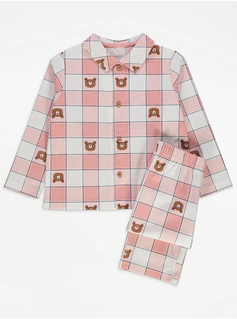 George Teddy Pink Pyjamas (Category: Babies & Kids Fashion) located in Sungai Petani. Submitted by prelovedbydylaaa (Listing ID 1382789634, Image 1). Description: 🌸Unisex 🌸Prewash only. 🌸Brand New 🌸Size 6y.