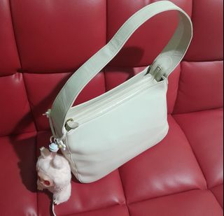 (Kategori: ) berada di . Dikirim oleh tas.kresek (ID iklan 1382704852, Gambar 1). Deskripsi: .