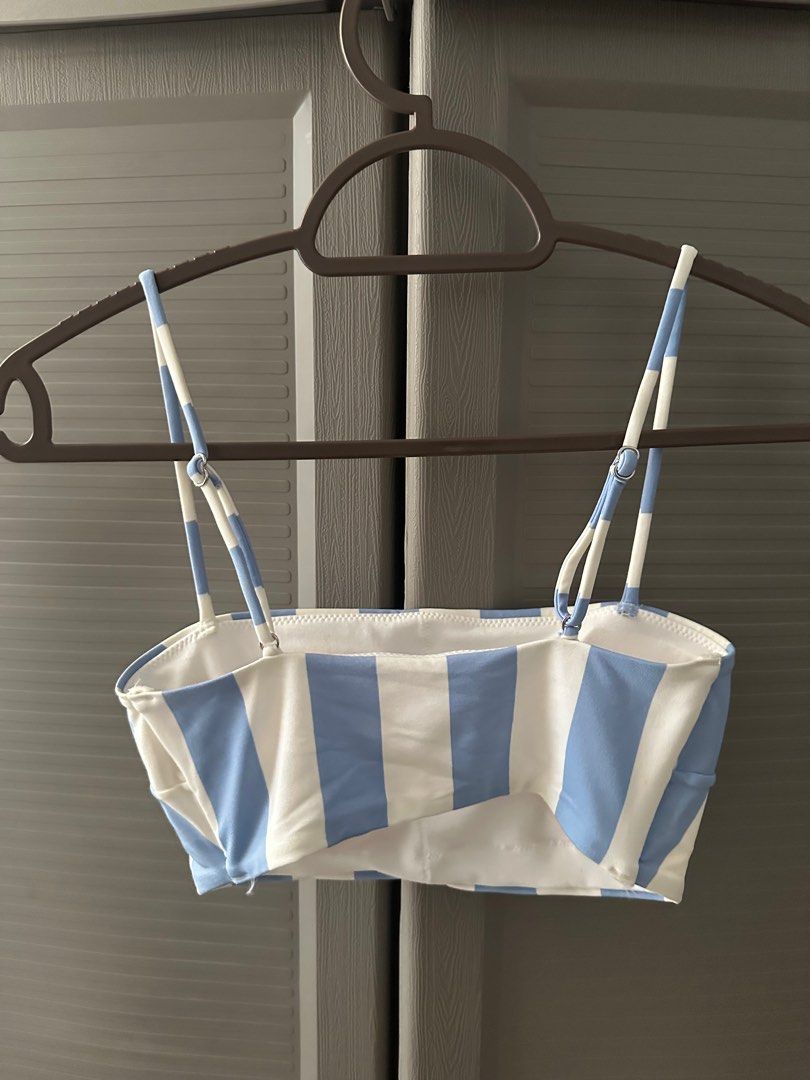 [H&M] blue & white striped bikini top (Category: Bikinis & Swimsuits) located in Manila. Submitted by declutterbyaira (Listing ID 1382759207, Image 2). Description: - never used - size 34 .