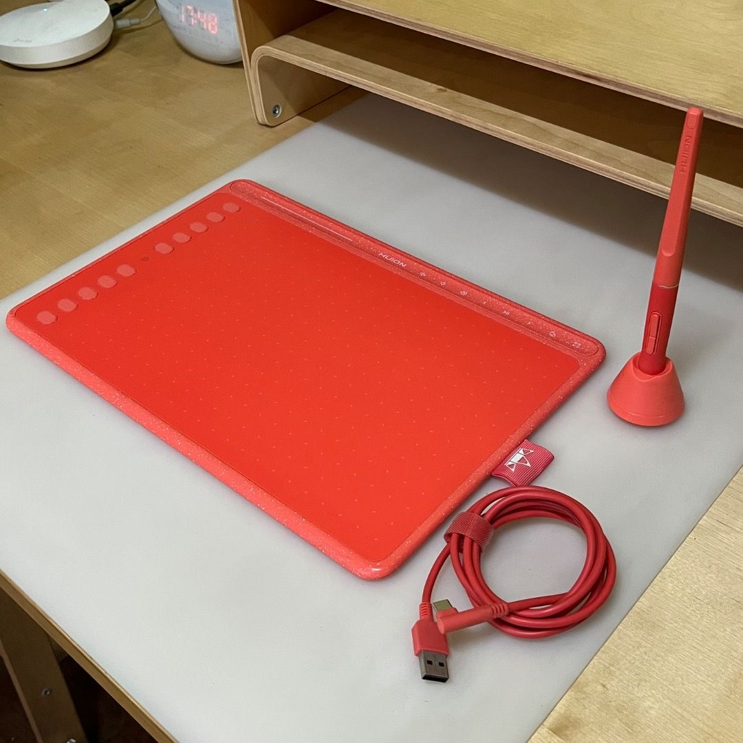 Huion Drawing Tablet HS611 (Category: Other Accessories) located in Quezon City. Submitted by zenfish_8bfd2b (Listing ID 1382785245, Image 1). Description: Complete parts and only used two or three times. This is okay as a beginner tablet. Includes: - Tablet - Pen - Pen stand w/ extra nibs - USB Cable Negotiable..