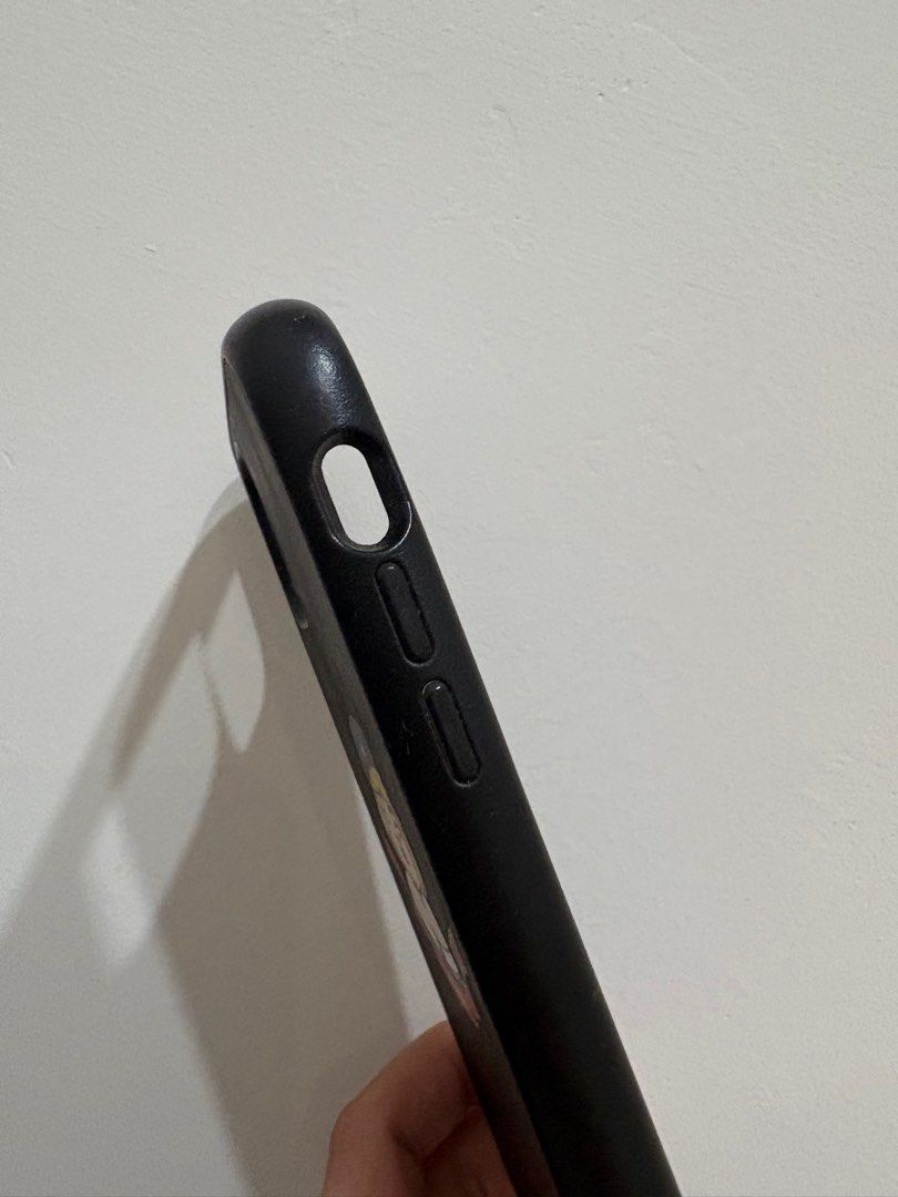 由 92xfgtc48v (刊登 ID 1382870929，圖片 3) 提交，位於 高雄市 (Kaohsiung) 的 iphone11 犀牛盾手機殼 (類別：手機套及手機殻)，說明：。
