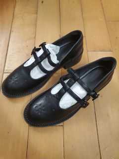 （分類：）位於 。 由 blooooopes 提交（商品編號 1382702040，圖片 1）。簡介： 。