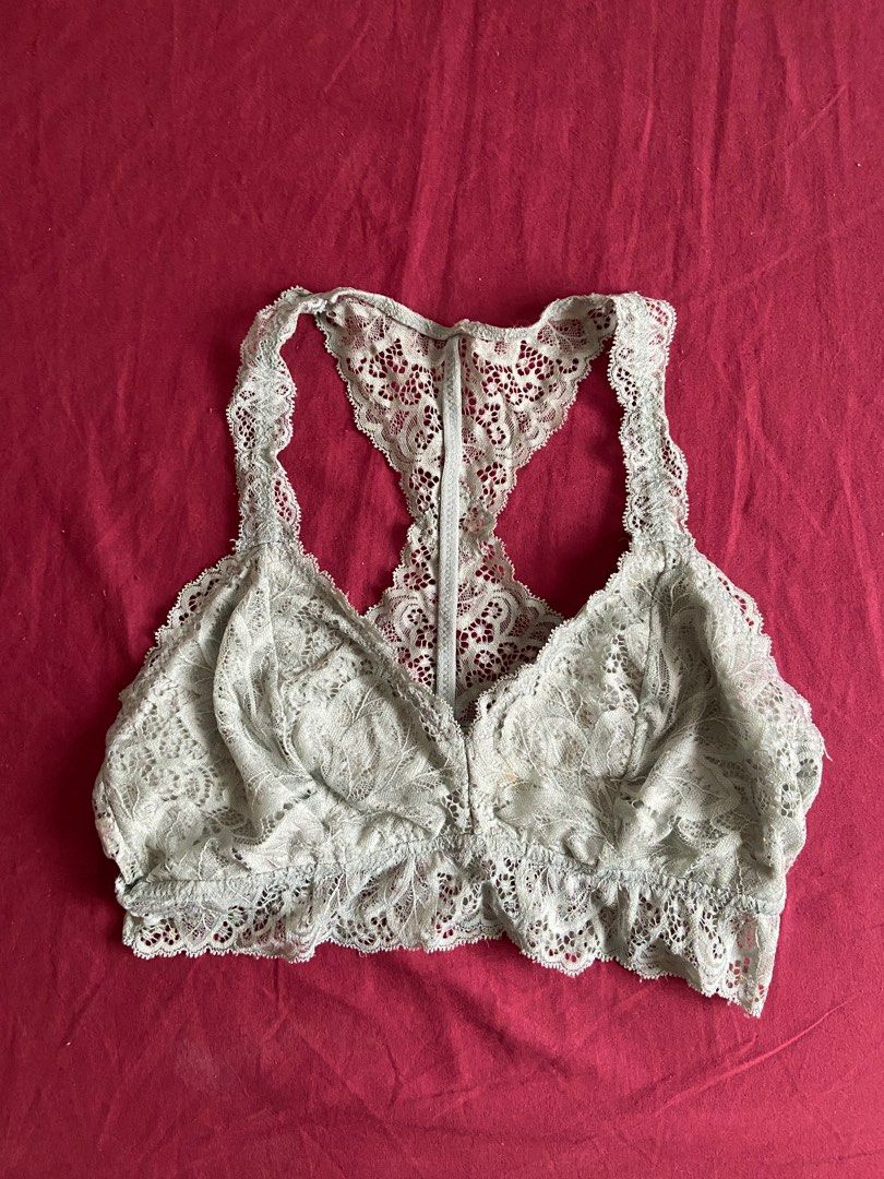 Lace Bralette/ Brassiere Bundle (Category: Undergarments & Loungewear) located in Cebu City. Submitted by declutteringgstufff (Listing ID 1382830156, Image 3). Description: Size: Small (32-34 A/B) - Not yet used. Bought online for 250 each before but never got to use it. Selling it in bundle to declutter. SF: Starts at Php60 through J&T +++ freebie if you buy more items.