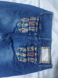 (Category: ) located in . Submitted by haiitslihui (Listing ID 1382740037, Image 1). Description: .